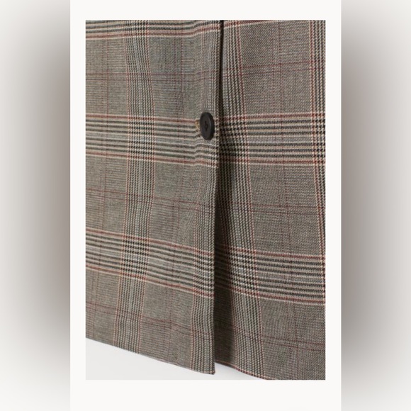 H&M Knee-length skirt in patterned weave with decorative buttons. size 4 - Picture 3 of 10